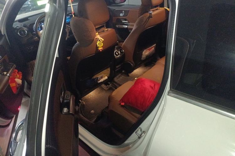 Used Mercedes-Benz GLB 2023 GLB 220 Sport Edition Left Rear Seat