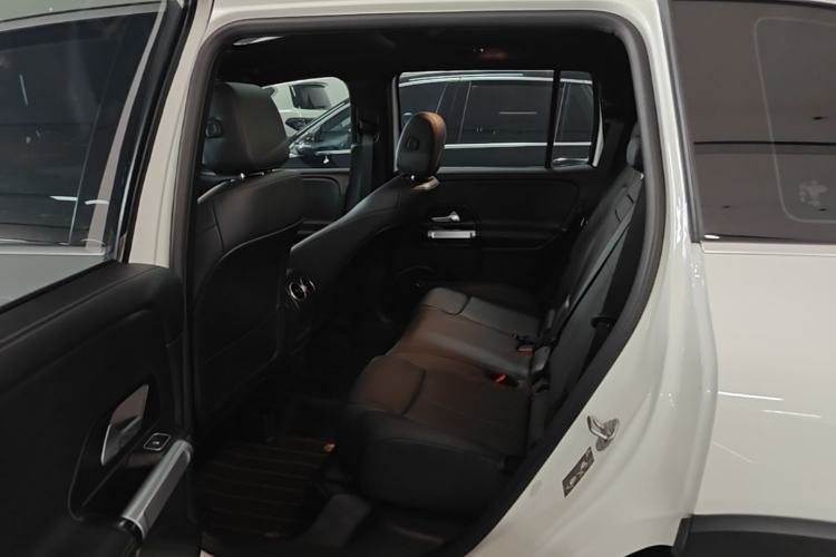 Used Mercedes-Benz GLB 2023 GLB 200 Dynamic Edition Left Rear Seat