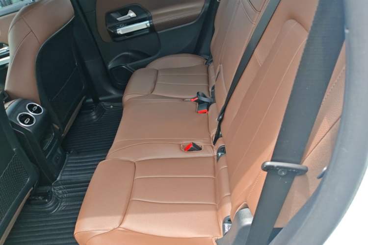 Used Mercedes-Benz GLB 2023 GLB 220 Sport Edition Left Rear Seat