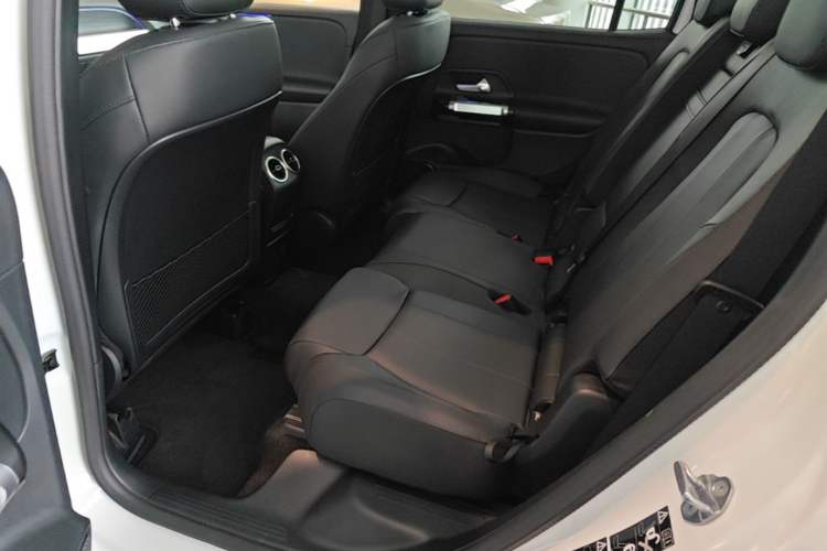 Used Mercedes-Benz GLB 2023 GLB 220 4MATIC Left Rear Seat