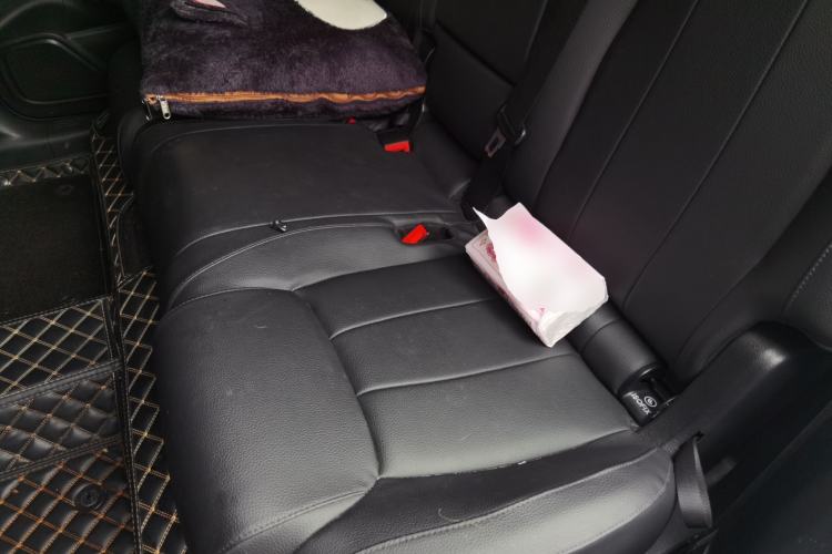 Used Mercedes-Benz GLB 2023 GLB 200 Dynamic Edition Left Rear Seat