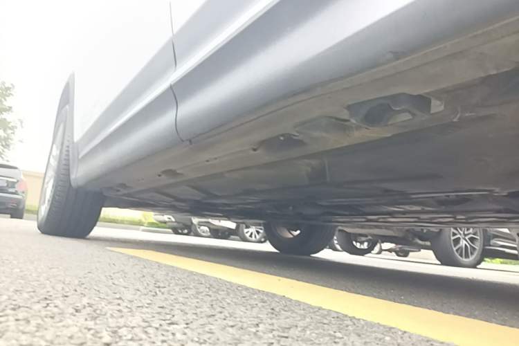 Used Mercedes-Benz GLB 2023 GLB 220 Sport Edition Left Side Sill
