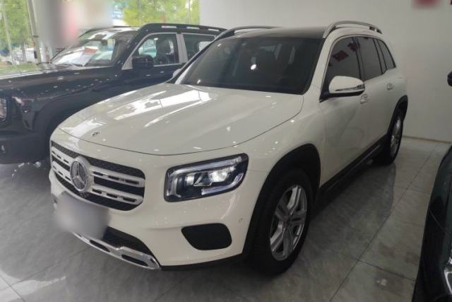 Używany Mercedes-Benz GLB 2023 GLB 200 Dynamic Edition