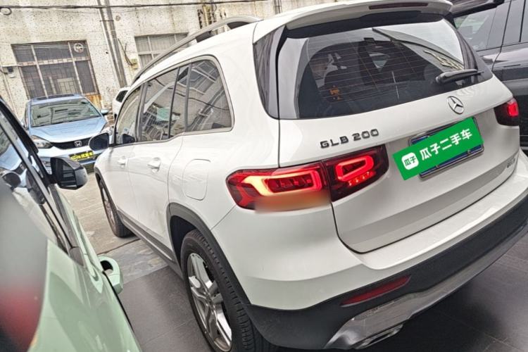 Used Mercedes-Benz GLB 2023 GLB 200 Dynamic Edition Rear Left 45 Deg