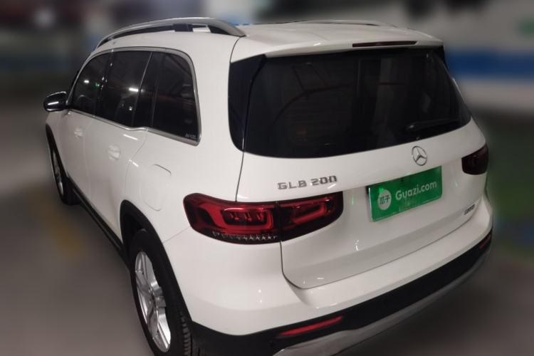 Used Mercedes-Benz GLB 2023 GLB 200 Dynamic Edition Rear Left 45 Deg