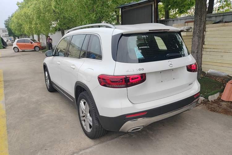 Used Mercedes-Benz GLB 2023 GLB 200 Fashion Model Rear Left 45 Deg