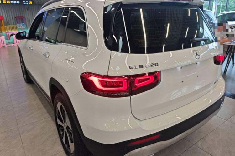 Used Mercedes-Benz GLB 2023 GLB 220 Fashion Model Rear Left 45 Deg