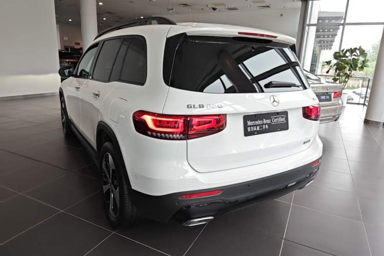 Used Mercedes-Benz GLB 2023 GLB 220 4MATIC Rear Left 45 Deg