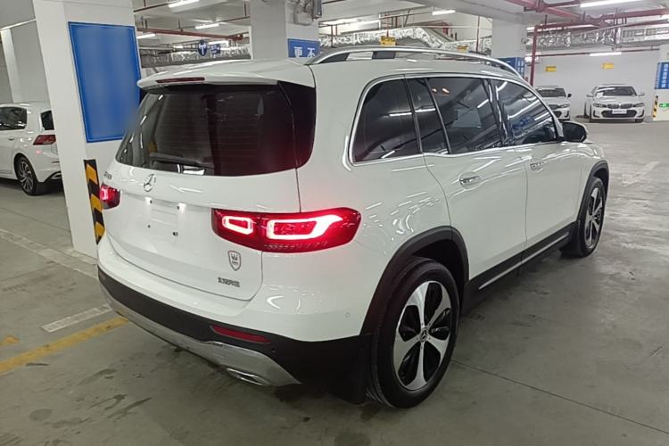 Used Mercedes-Benz GLB 2023 GLB 220 Fashion Model Rear Right 45 Deg