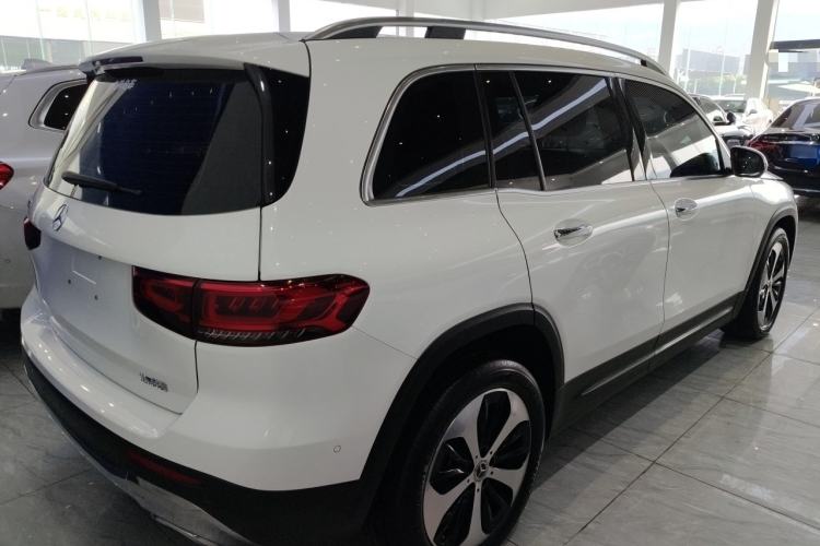 Used Mercedes-Benz GLB 2023 GLB 220 Fashion Model Rear Right 45 Deg