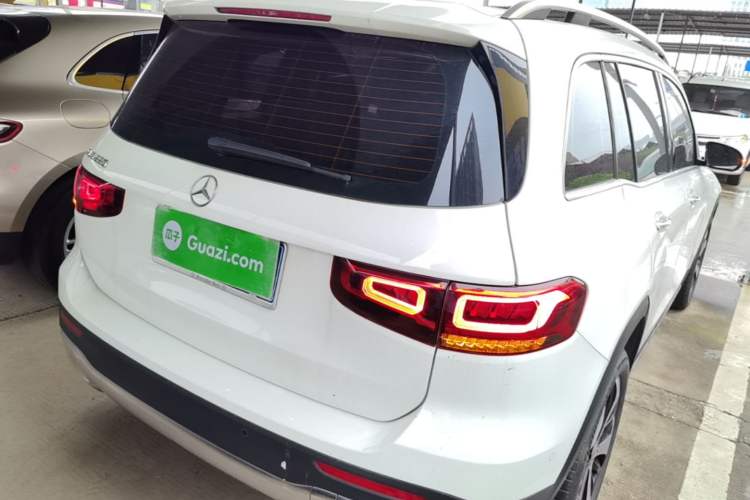 Used Mercedes-Benz GLB 2023 GLB 220 Fashion Model Rear Right 45 Deg