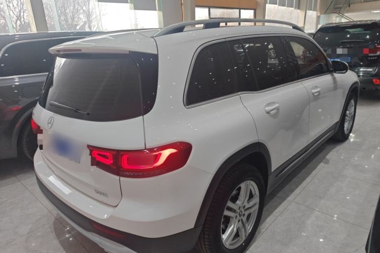 Used Mercedes-Benz GLB 2023 GLB 200 Dynamic Edition Rear Right 45 Deg