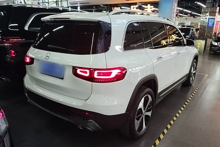 Used Mercedes-Benz GLB 2023 GLB 220 Fashion Model Rear Right 45 Deg