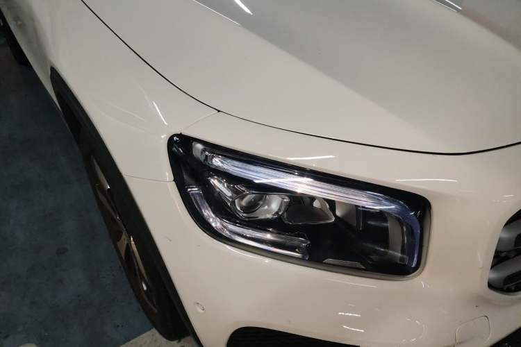 Used Mercedes-Benz GLB 2023 GLB 220 Fashion Model Right Front Headlight