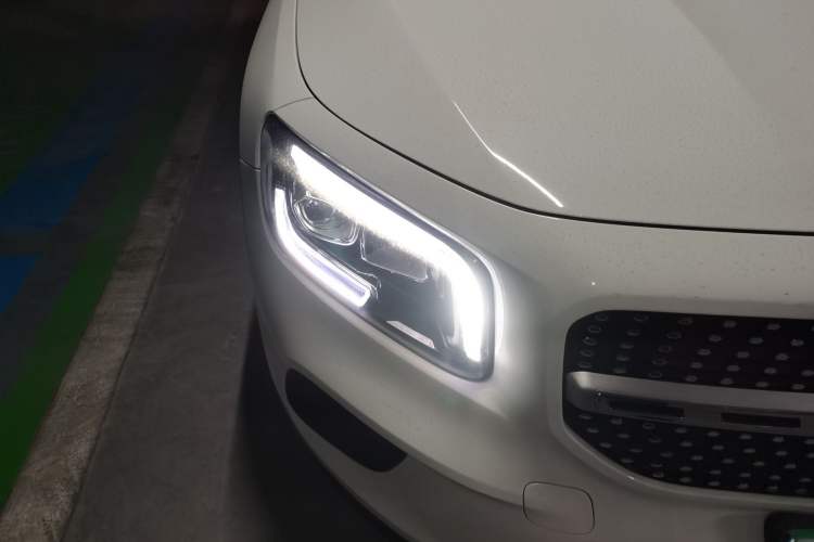 Used Mercedes-Benz GLB 2023 GLB 200 Dynamic Edition Right Front Headlight