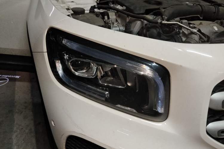 Used Mercedes-Benz GLB 2023 GLB 220 Sport Edition Right Front Headlight