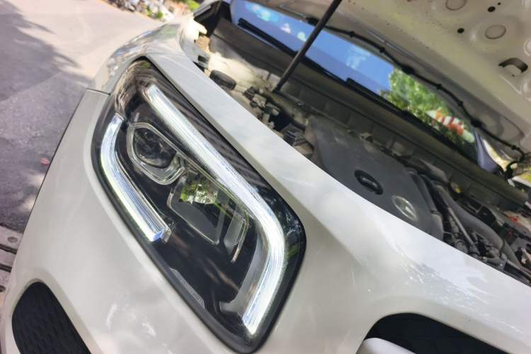 Used Mercedes-Benz GLB 2023 GLB 200 Dynamic Edition Right Front Headlight