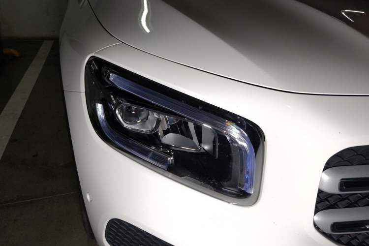Used Mercedes-Benz GLB 2023 GLB 220 Sport Edition Right Front Headlight