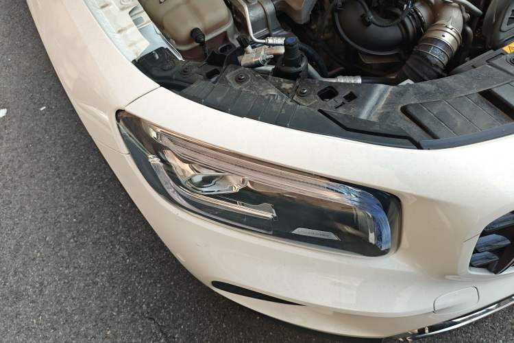 Used Mercedes-Benz GLB 2023 GLB 220 Sport Edition Right Front Headlight