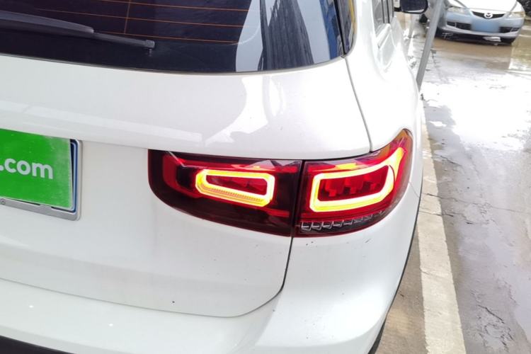 Used Mercedes-Benz GLB 2023 GLB 220 Fashion Model Right Rear Taillight