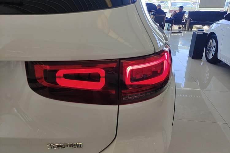 Used Mercedes-Benz GLB 2023 GLB 200 Fashion Model Right Rear Taillight