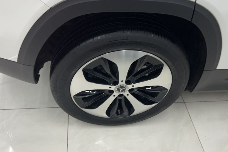 Used Mercedes-Benz GLB 2023 GLB 220 Fashion Model Right Rear Wheel Hub