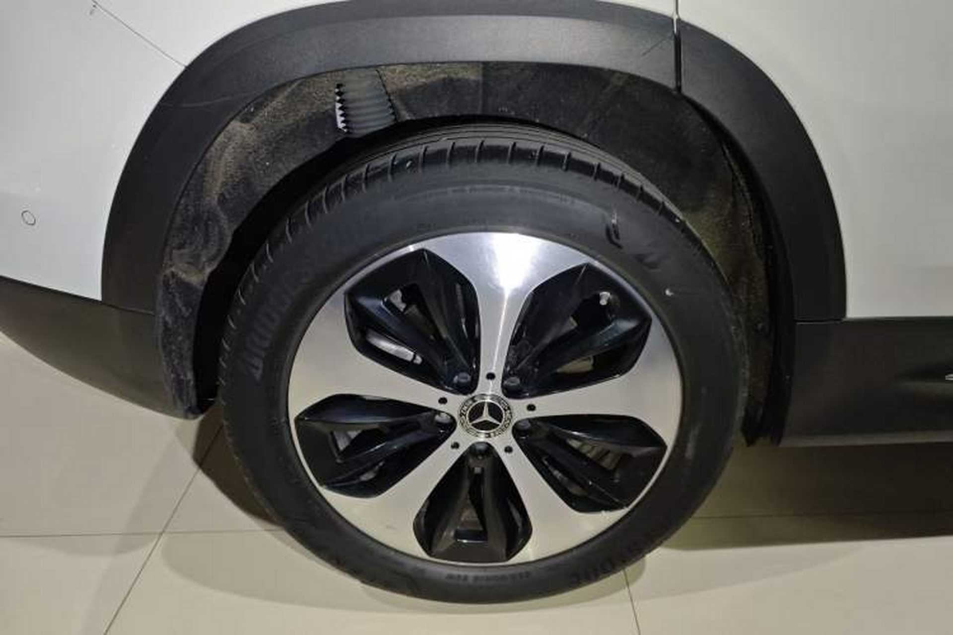Used Mercedes-Benz GLB 2023 GLB 220 Fashion Model Right Rear Wheel Hub