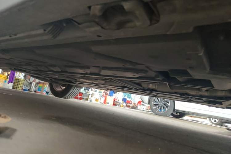 Used Mercedes-Benz GLB 2023 GLB 220 Sport Edition Right Side Sill