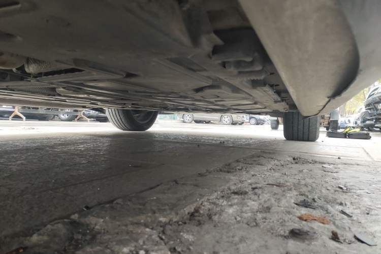 Used Mercedes-Benz GLB 2023 GLB 220 Fashion Model Right Side Sill