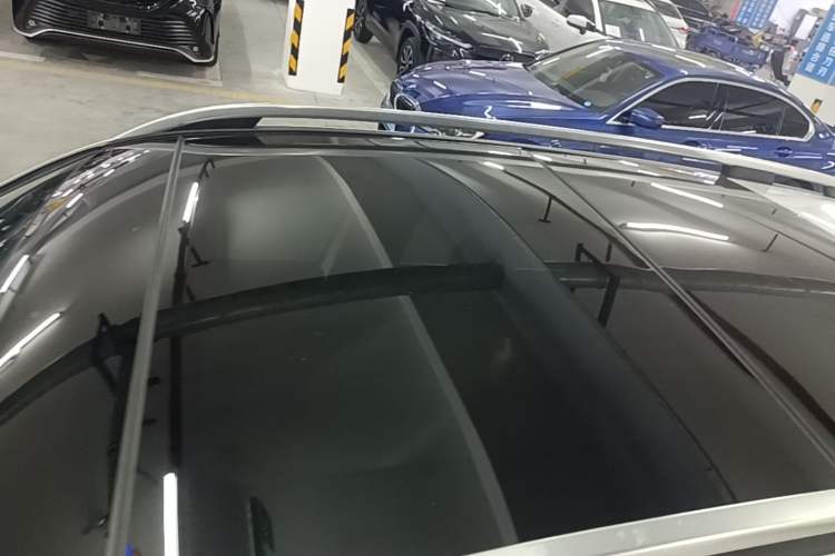 Used Mercedes-Benz GLB 2023 GLB 220 Fashion Model Roof