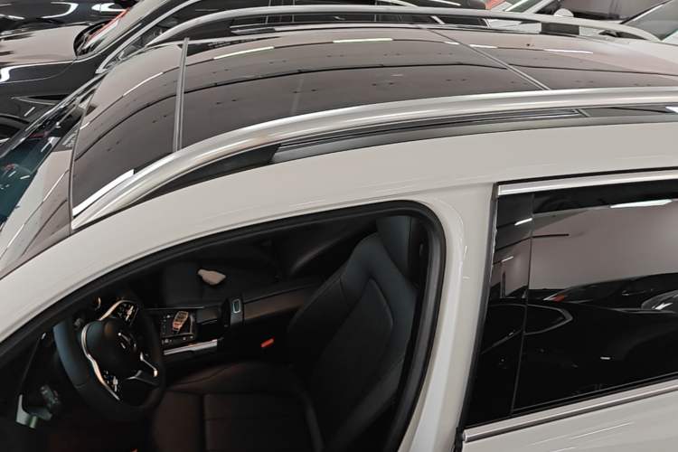 Used Mercedes-Benz GLB 2023 GLB 200 Dynamic Edition Roof