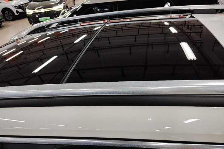 Used Mercedes-Benz GLB 2023 GLB 200 Fashion Model Roof
