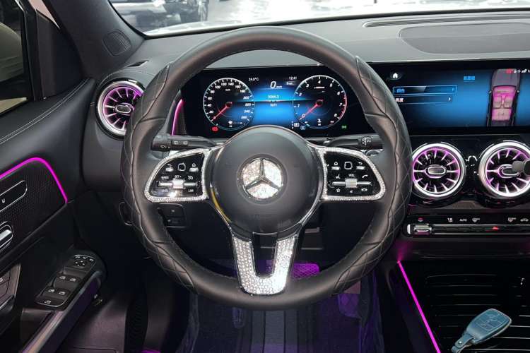 Used Mercedes-Benz GLB 2023 GLB 220 Fashion Model Steering Wheel