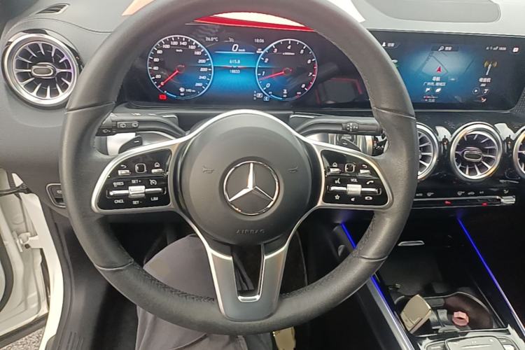 Used Mercedes-Benz GLB 2023 GLB 220 Sport Edition Steering Wheel