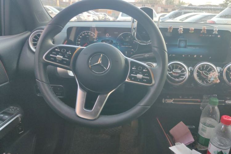 Used Mercedes-Benz GLB 2023 GLB 220 Fashion Model Steering Wheel