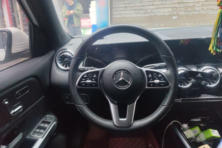 Used Mercedes-Benz GLB 2023 GLB 220 Fashion Model Steering Wheel