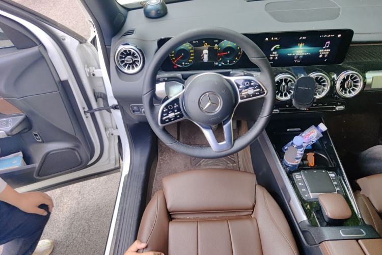 Used Mercedes-Benz GLB 2023 GLB 220 Fashion Model Steering Wheel