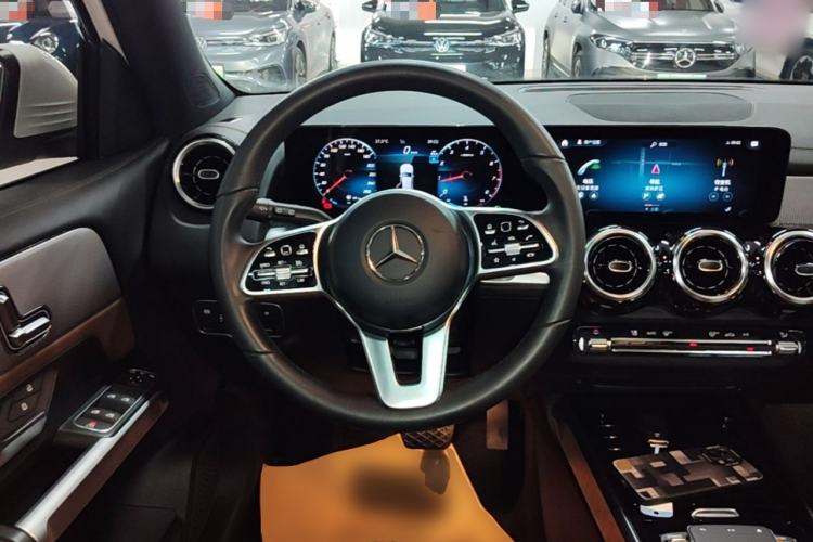 Used Mercedes-Benz GLB 2023 GLB 200 Fashion Model Steering Wheel