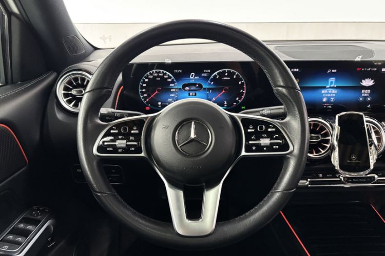 Used Mercedes-Benz GLB 2023 GLB 220 Sport Edition Steering Wheel