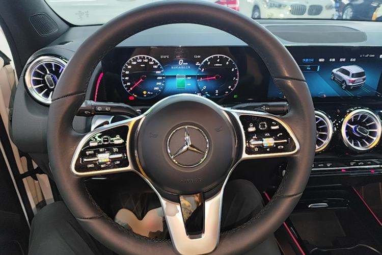 Used Mercedes-Benz GLB 2023 GLB 220 Fashion Model Steering Wheel
