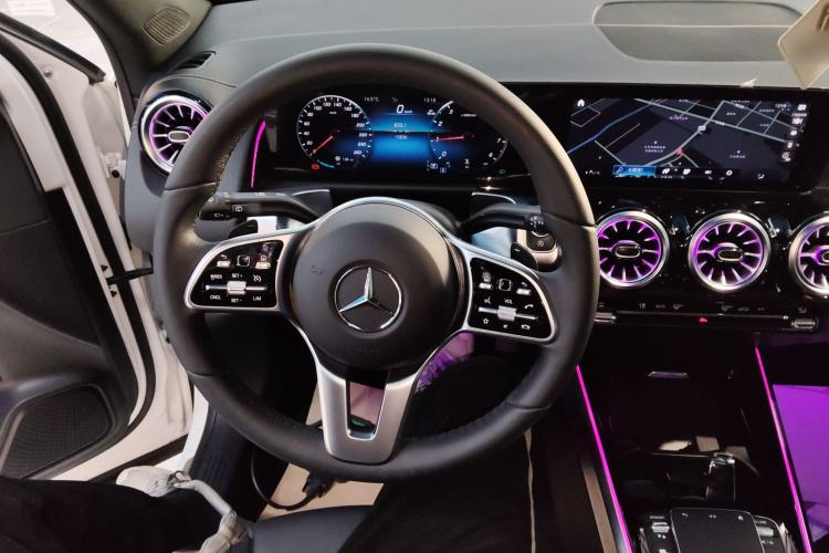Used Mercedes-Benz GLB 2023 GLB 220 Sport Edition Steering Wheel