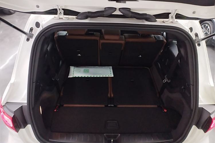 Used Mercedes-Benz GLB 2023 GLB 200 Fashion Model Trunk