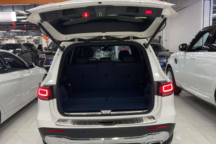 Used Mercedes-Benz GLB 2023 GLB 220 Fashion Model Trunk