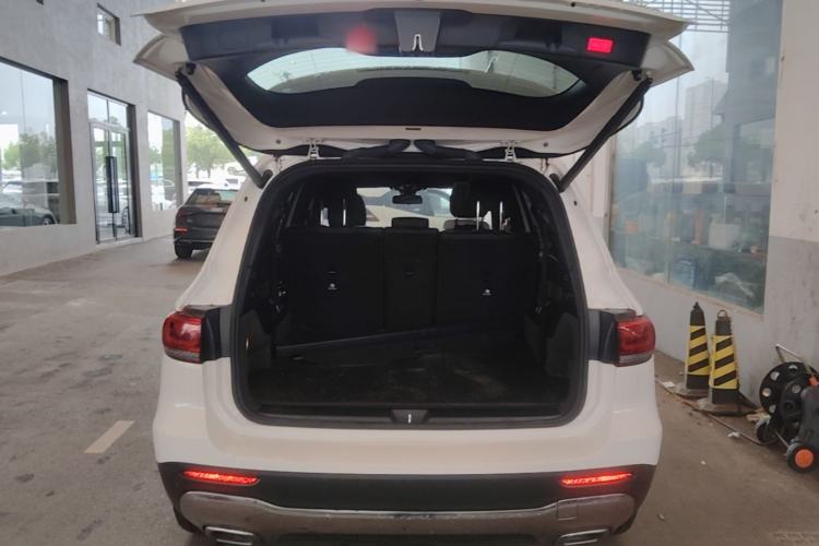 Used Mercedes-Benz GLB 2023 GLB 220 Fashion Model Trunk