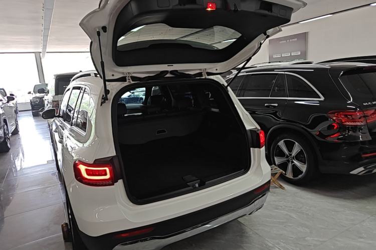 Used Mercedes-Benz GLB 2023 GLB 200 Dynamic Edition Trunk