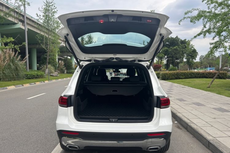 Used Mercedes-Benz GLB 2023 GLB 220 Sport Edition Trunk