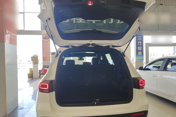 Used Mercedes-Benz GLB 2023 GLB 200 Fashion Model Trunk