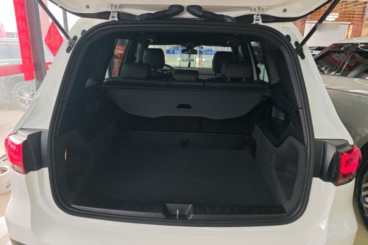 Used Mercedes-Benz GLB 2023 Refreshed GLB 200 Dynamic Edition Trunk