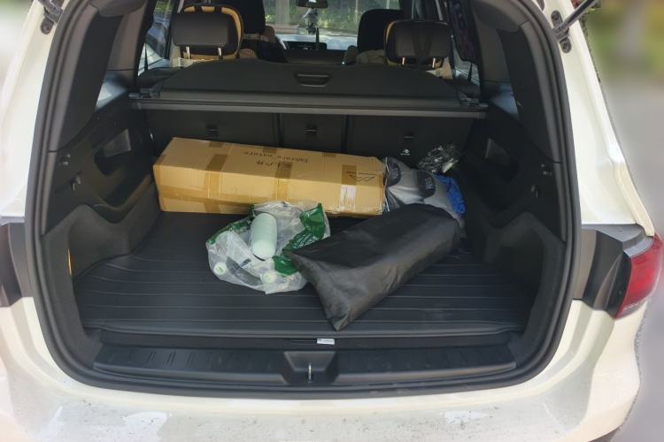 Used Mercedes-Benz GLB 2023 GLB 200 Dynamic Edition Trunk