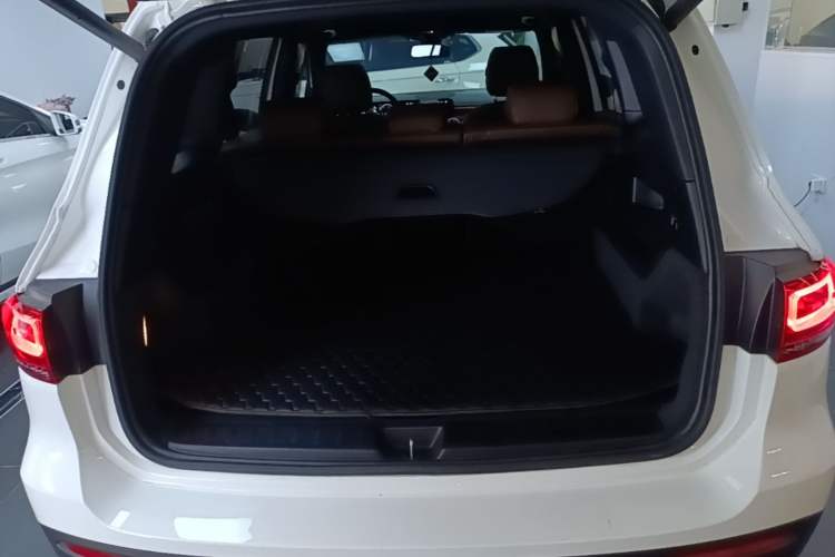 Used Mercedes-Benz GLB 2023 GLB 220 Sport Edition Trunk